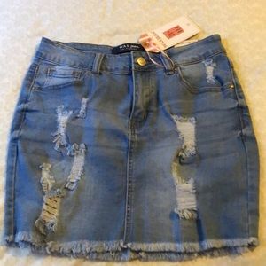 NWT Wax Jean raw hem distress jean mini skirt M